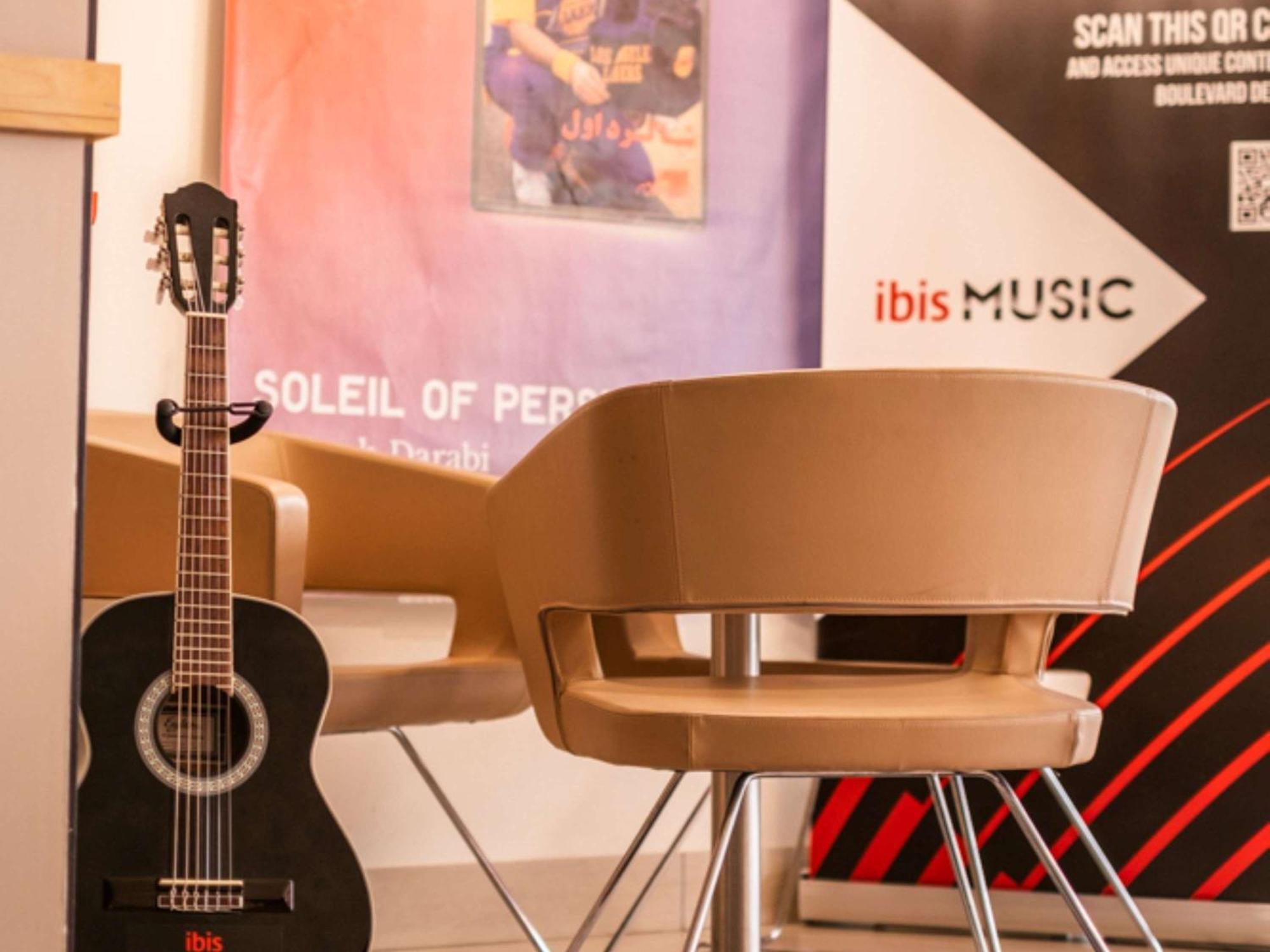 Hotel Ibis Guingamp Coeur De Bretagne Ploumagoar Exteriör bild